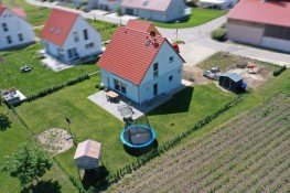 Hauptbild Traumhafter neuwertiger KFW-40 Familientraum in 1a Lage vor den Toren von Nördlingen´s