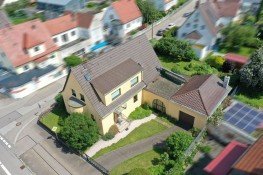 Hauptbild Traumhaftes Familiendomizil mit komfortablen Schnitt in Top Lage von Lauingen !