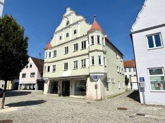 Hauptbild Wohn- u. Geschäftshaus direkt am Marktplatz von Höchstädt! Absolute Best-Lage!